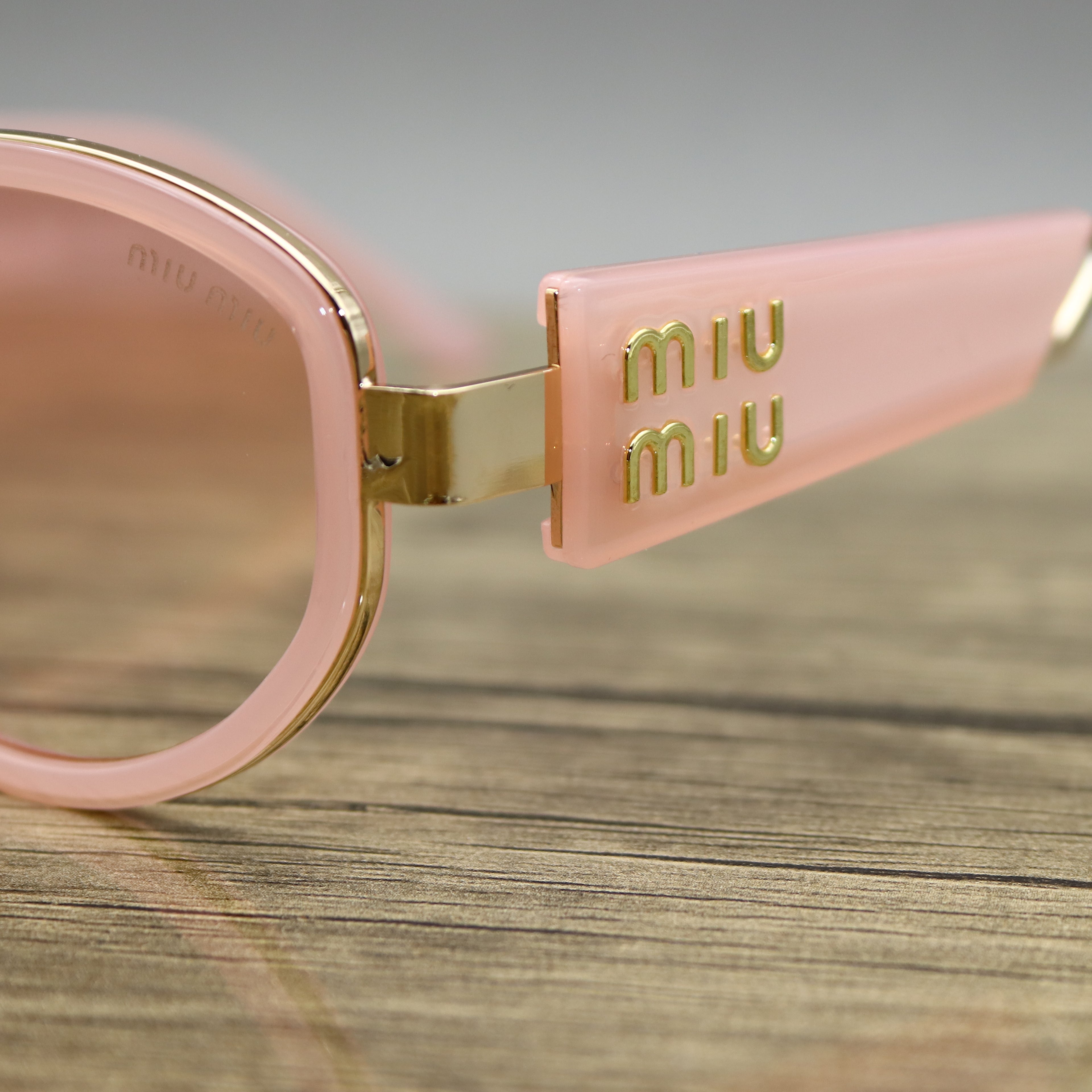 Miu Miu 2511 Rose